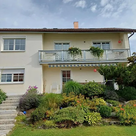 Wenzl Appartement Schnaitsee