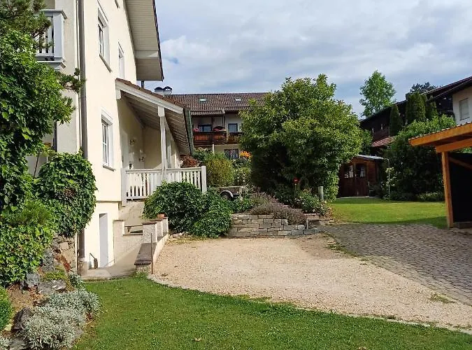 Wenzl Appartement Schnaitsee
